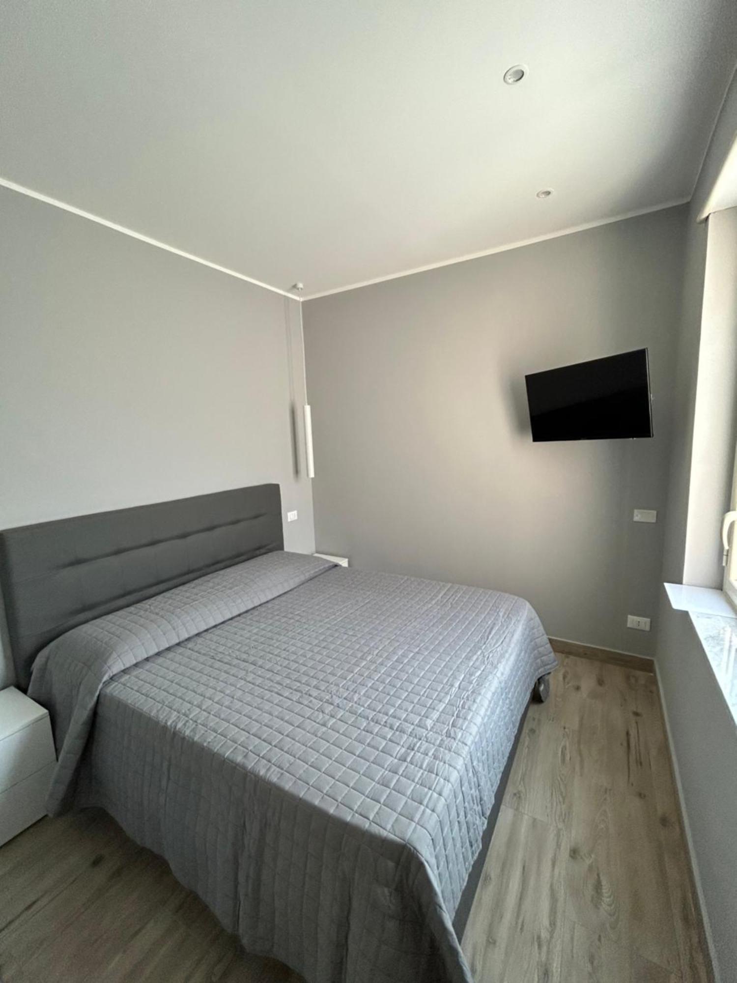 Aqua B&B - Rooms And Apartments Milazzo Exteriör bild